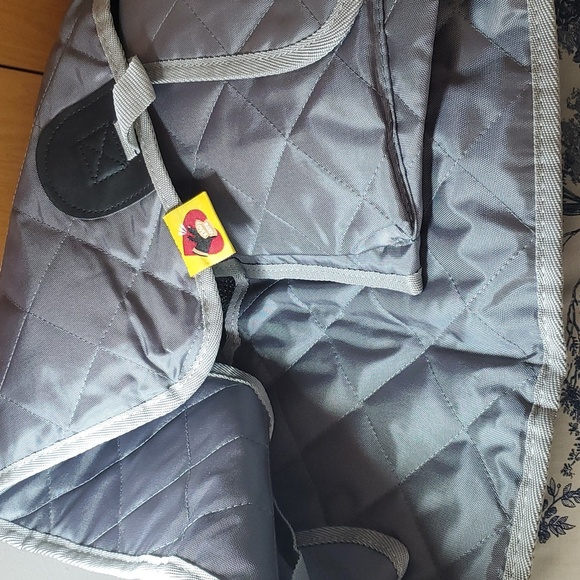 dog accesories, pet training pouch, car seat cover, bark control - Picture 4 of 4